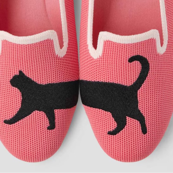 Vivaia Round-Toe Embroidered Loafers (Audrey)Size 40.5 - Picture 4 of 11